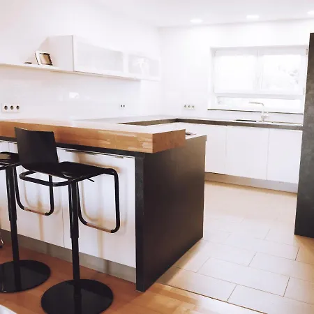 Apartmenthaus Schoene Aussicht Lägenhet *