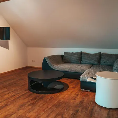 Apartmenthaus Schoene Aussicht Apartmán *