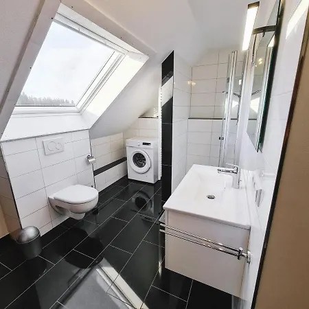 Apartmenthaus Schoene Aussicht *
